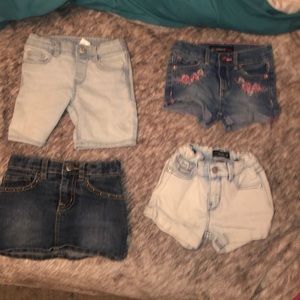 Baby girl clothes/ a $1 each!